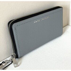New Marc Jacobs Groove Zip Around Continental Wallet Leather Marshmallow Multi
